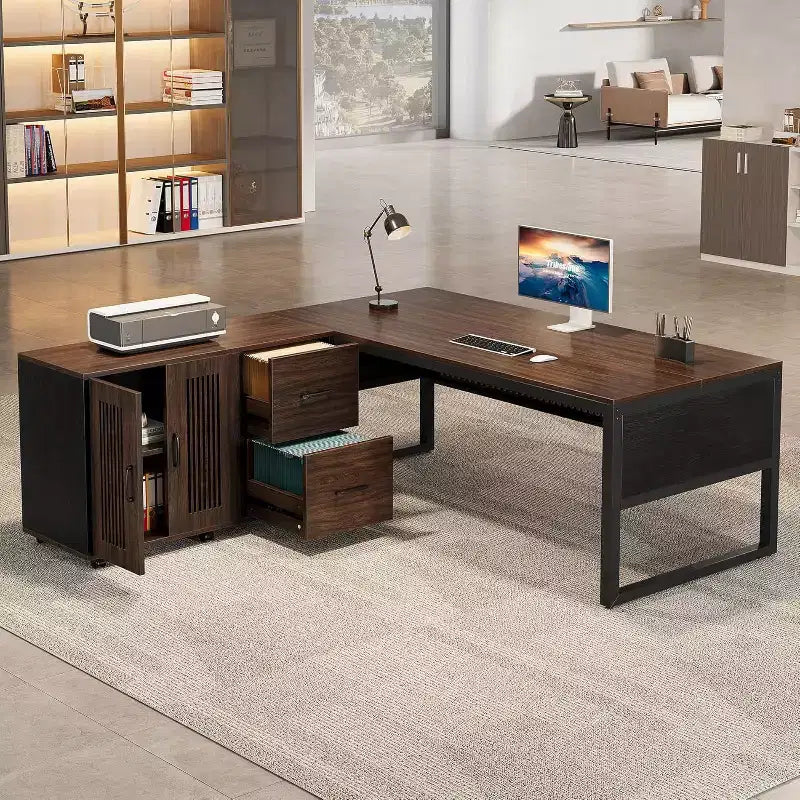 Bureau de direction en L, grand bureau informatique moderne avec mobile