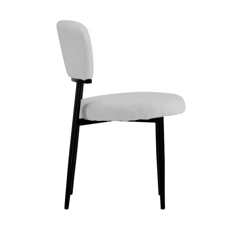 Chaise de salle à manger capitonnée avec pieds en métal