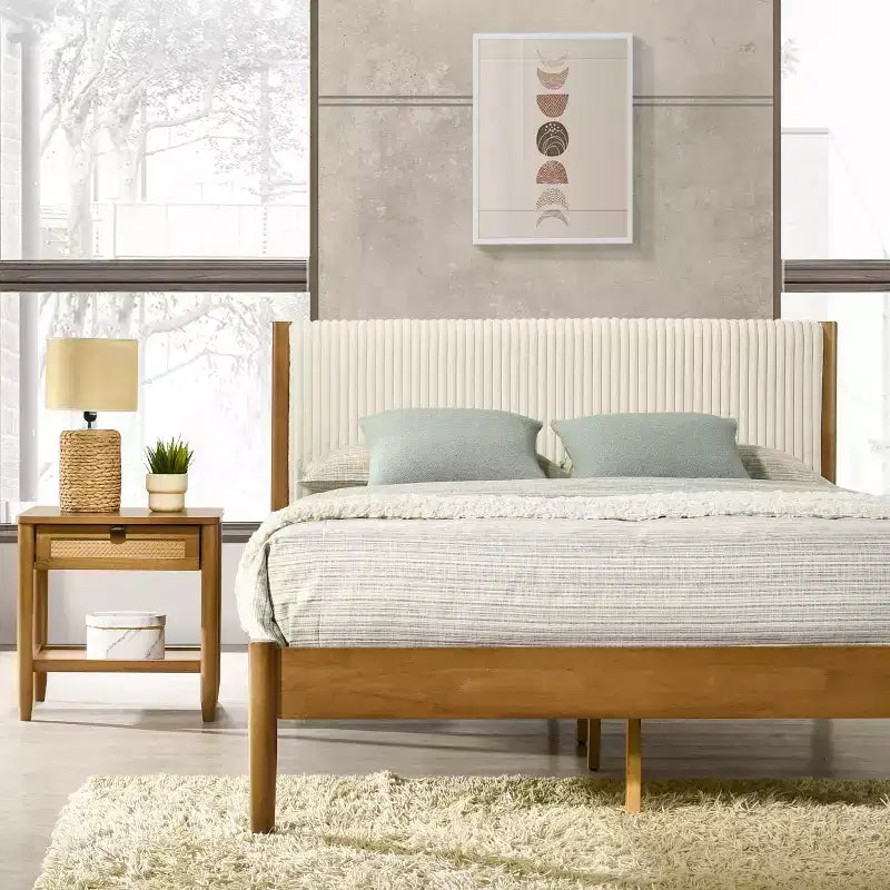 Lit plateforme de chambre en bois d'hévéa avec table de chevet