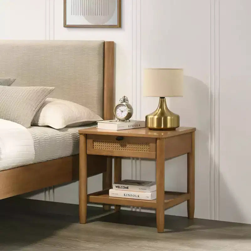 Lit plateforme de chambre en bois d'hévéa avec table de chevet