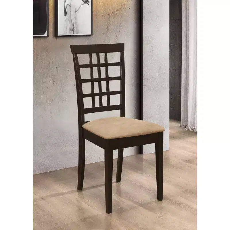 Chaises de salle à manger capitonnées avec dossier en croisillons